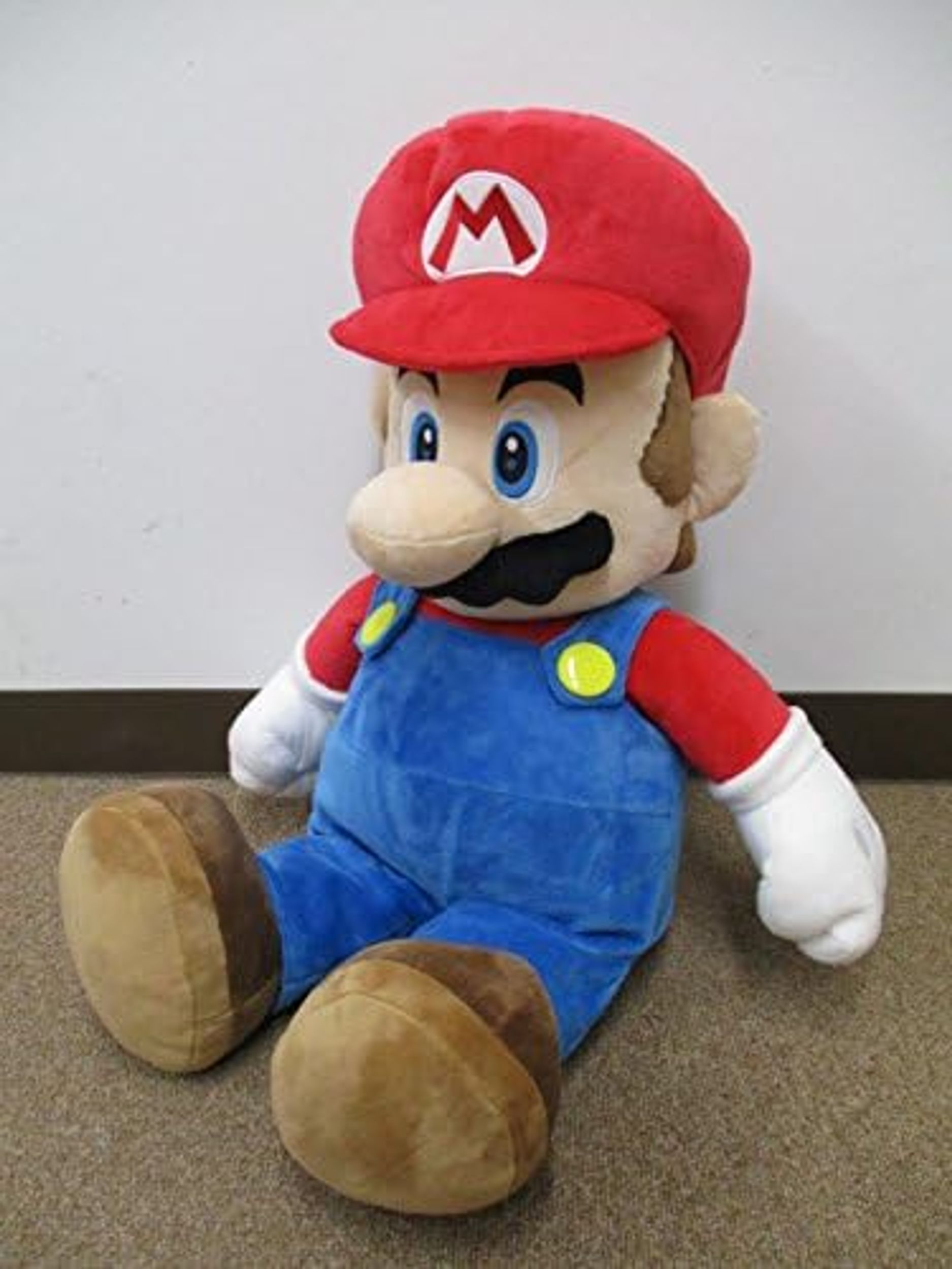 Nintendo Mario 60cm Plüsch